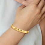 Gold High Polished Hinged Bangle - 10k Yellow Gold / 8 mm / 8 in