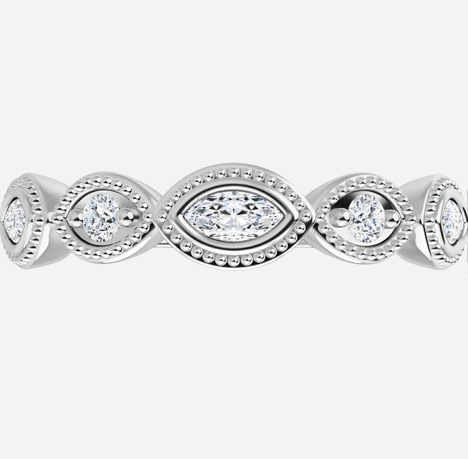 Diamond band, rose gold and diamonds