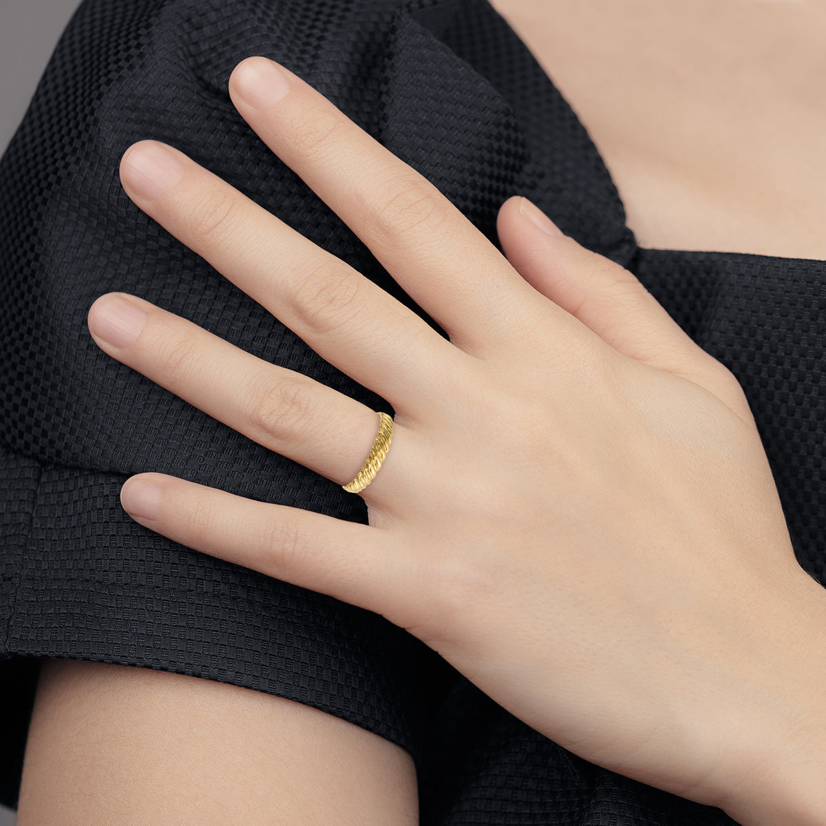 14k Madi K Kids Polished Twist Size 4.5 Ring