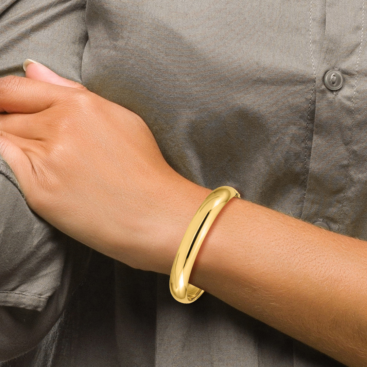 Gold High Polished Hinged Bangle - 14k Yellow Gold / 10 mm / 7 in