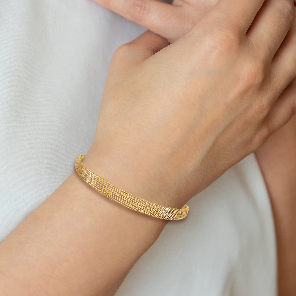 14k Yellow Gold Graduated Stretch Mesh 7 inch Bracelet, view 6