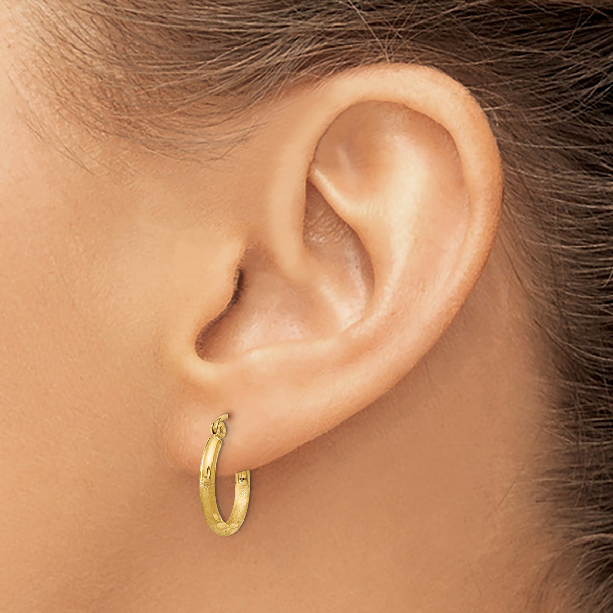 Gold Satin and Diamond-cut Hoop Earrings - 14k Yellow Gold / 2 mm / 15 mm