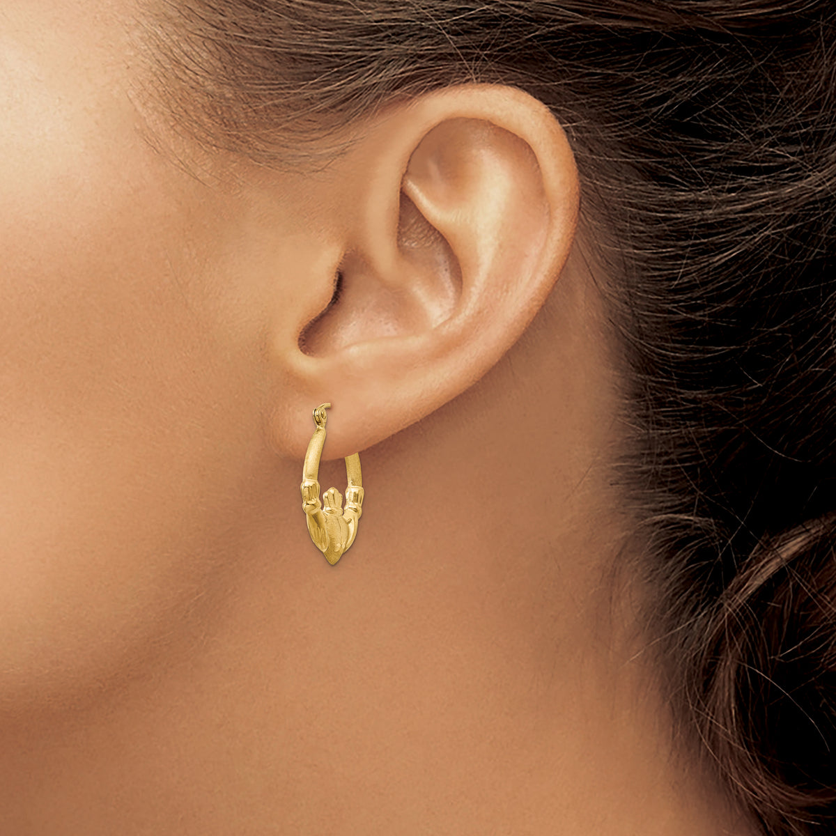Gold Claddagh Hoop Earrings - 14k Yellow Gold / 3.25 mm / 18 x 22.5 mm